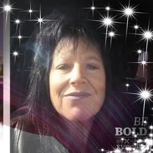 Meet your Posher, Corrine